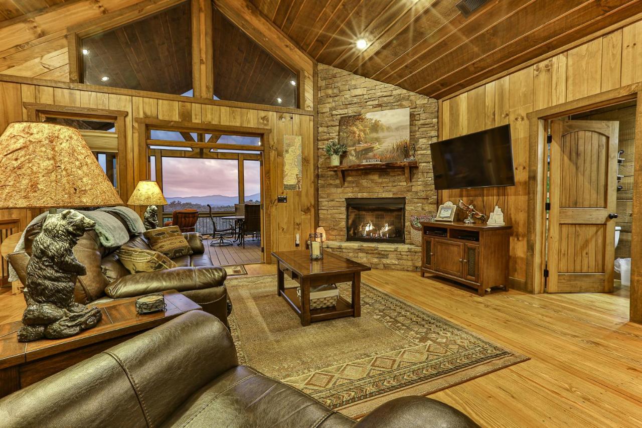 Eagles Crest - Long Range Layered Mountain Views In Peaceful Neighborhood! Villa Mineral Bluff Buitenkant foto