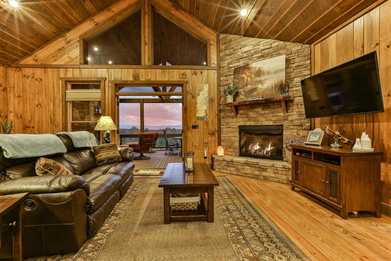Eagles Crest - Long Range Layered Mountain Views In Peaceful Neighborhood! Villa Mineral Bluff Buitenkant foto